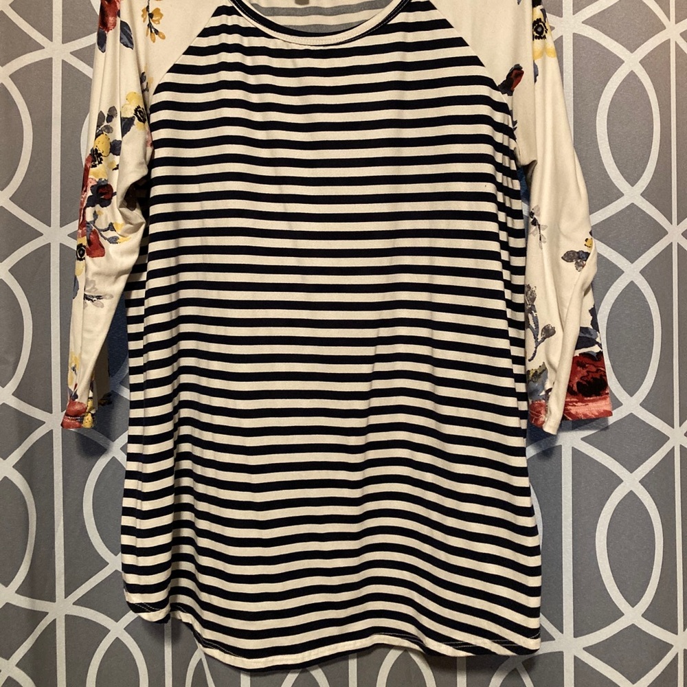 Floral/striped baseball tee shirt